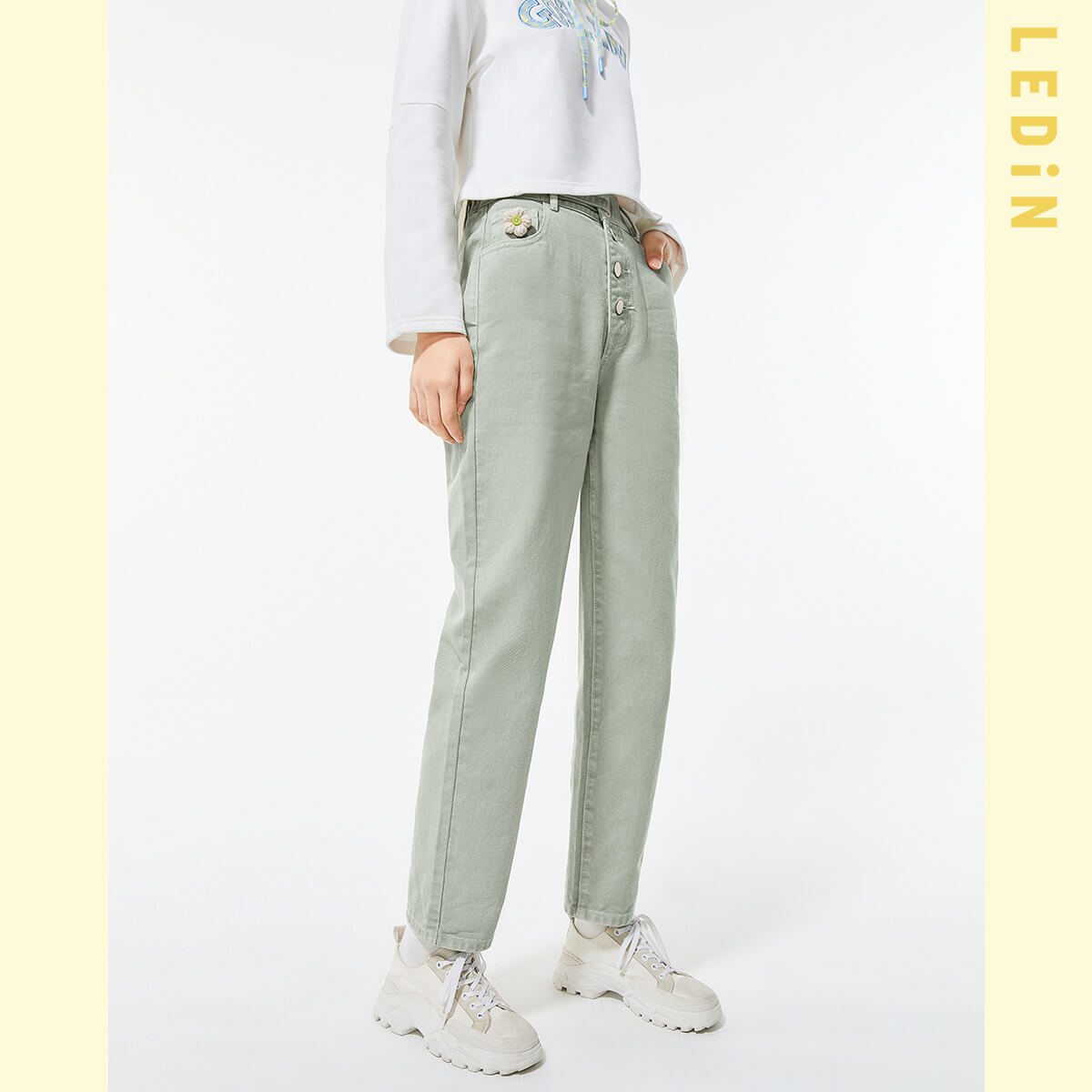 直筒牛仔褲女2021年春季新款褲子女裝童趣花花牛仔褲寬鬆